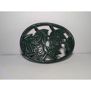 Vtg 1995 Cast Iron Trivet Green Enamel Leaf Oval Hanging Loop Cottagecore Cabin